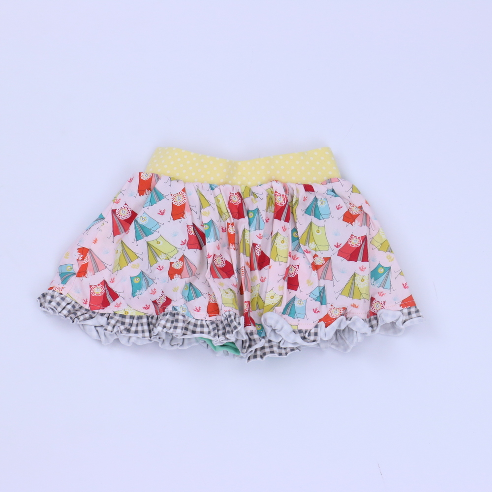 Matilda Jane Girls Green | Yellow | Red Skirt size: 3 Months